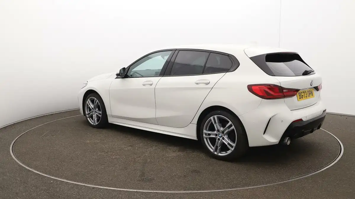 2023-bmw-1-series-15-118i-m-sport-lcp-dct-big-61
