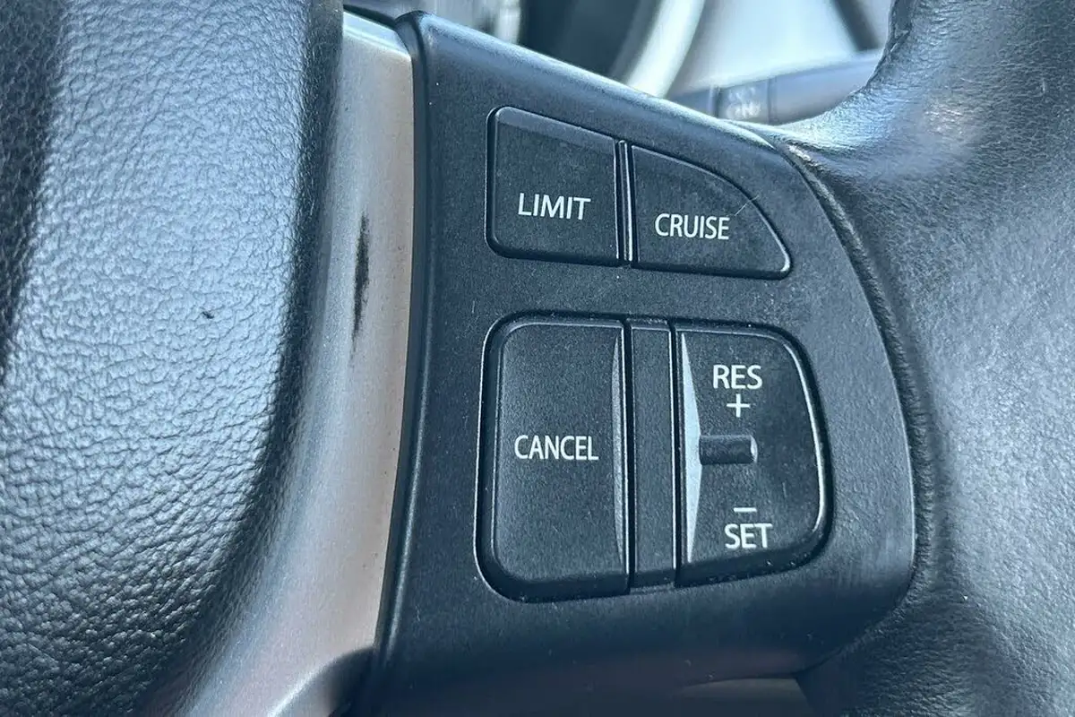 2019-suzuki-vitara-10-boosterjet-sz-t-auto-big-20