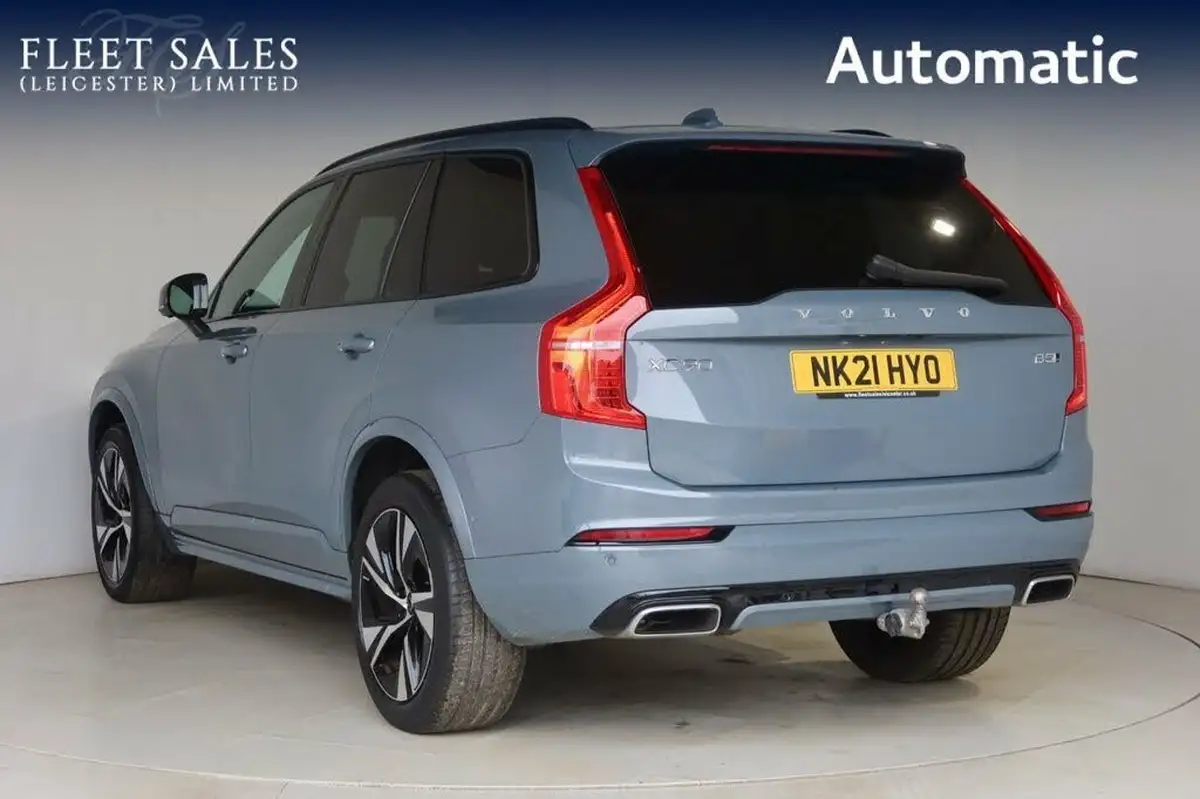 2021-volvo-xc90-20td-b5-r-design-big-3