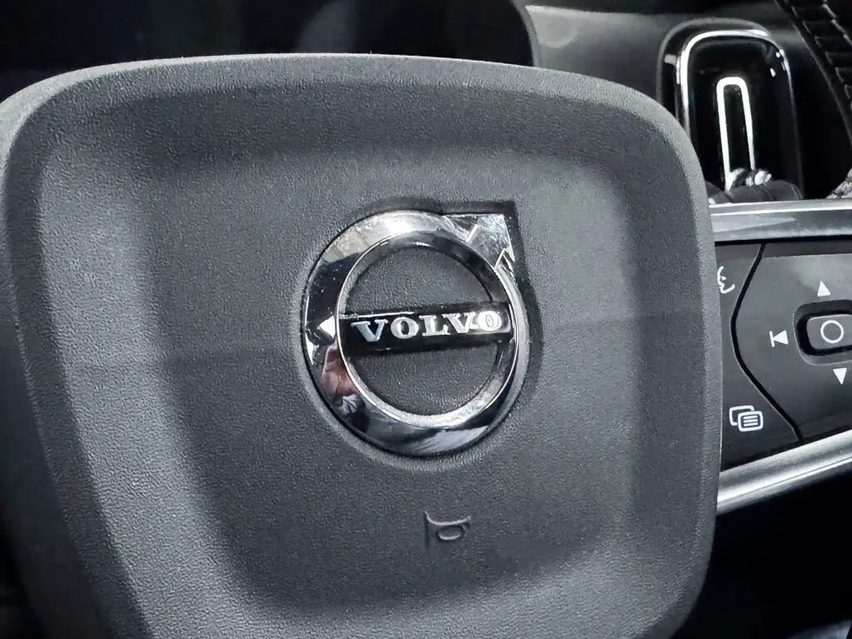 2019-volvo-xc40-20-t5-r-design-pro-big-37
