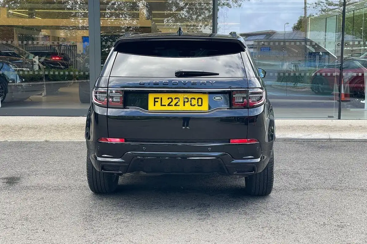 2022-land-rover-discovery-sport-20-d200-r-dynamic-se-big-7