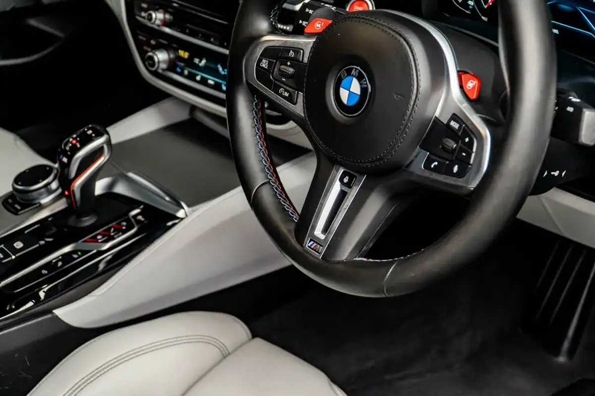 2019-bmw-5-series-44-m5-competition-big-34