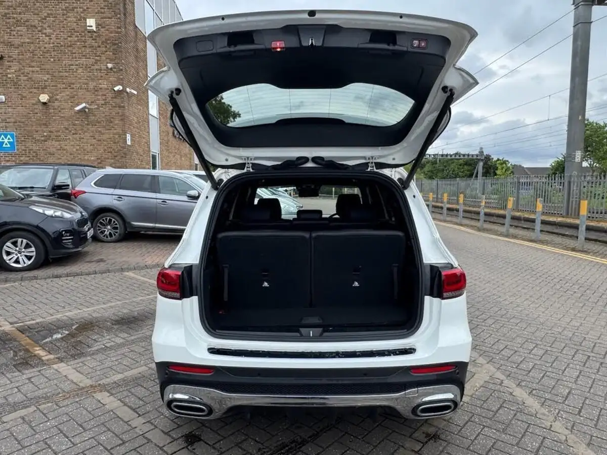 2020-mercedes-benz-glb-class-20d-glb220d-amg-line-premium-5-big-10