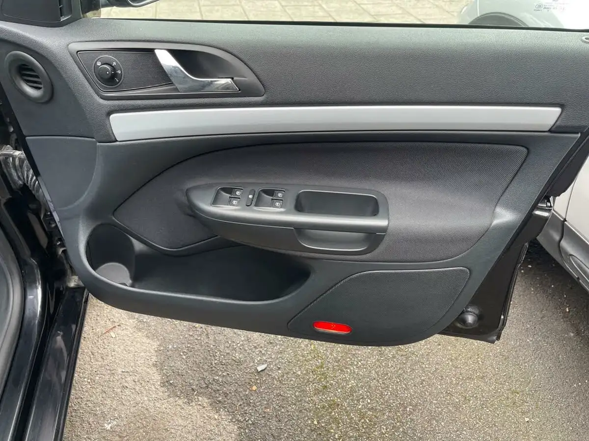 2010-skoda-octavia-14-se-tsi-122bhp-hatchback-big-44