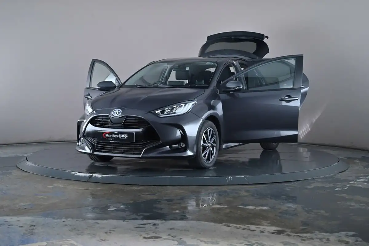2023-toyota-yaris-15-vvt-i-design-big-41