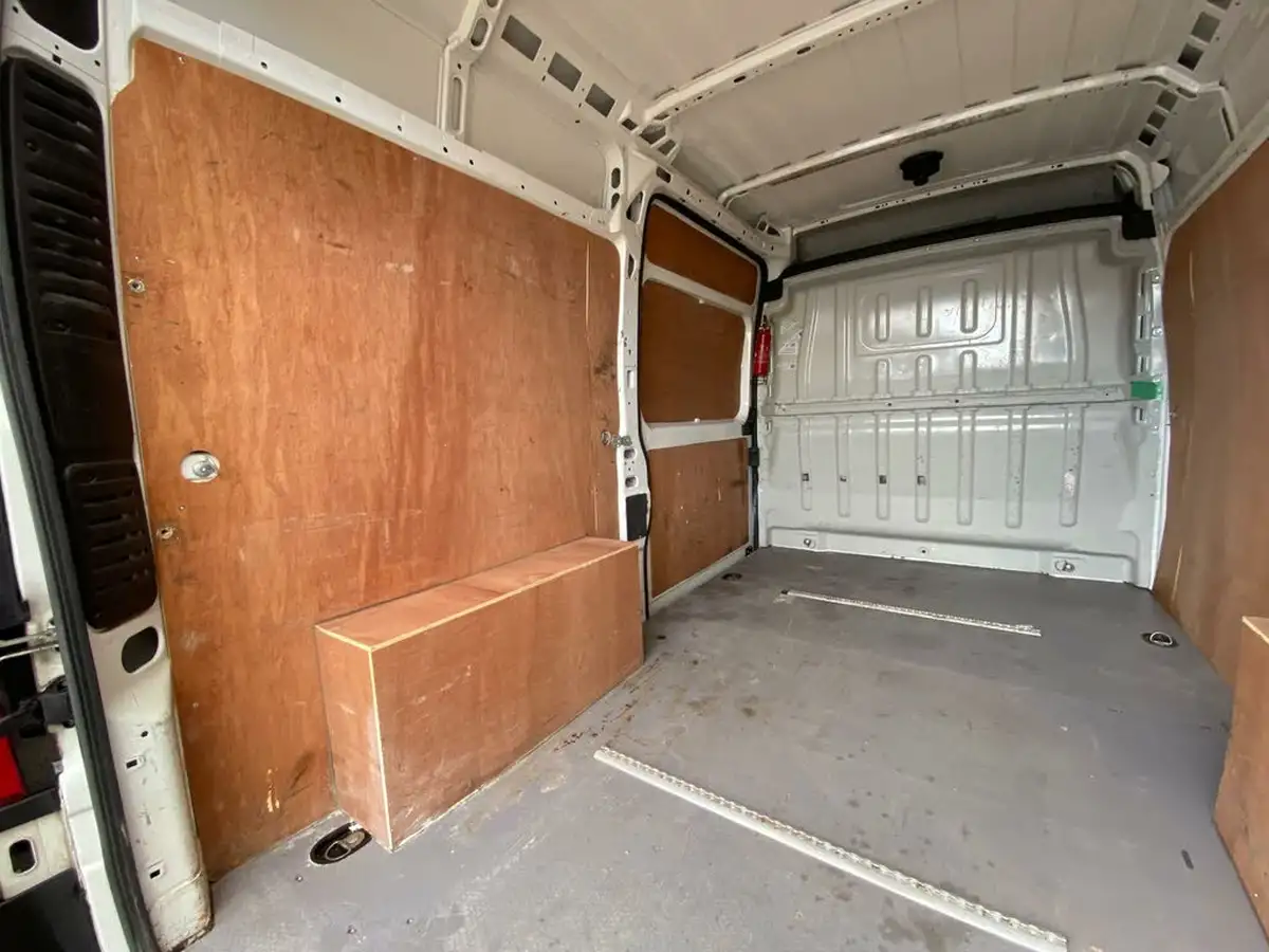 2019-citroen-relay-20bluehdi-35-l2h2-big-40