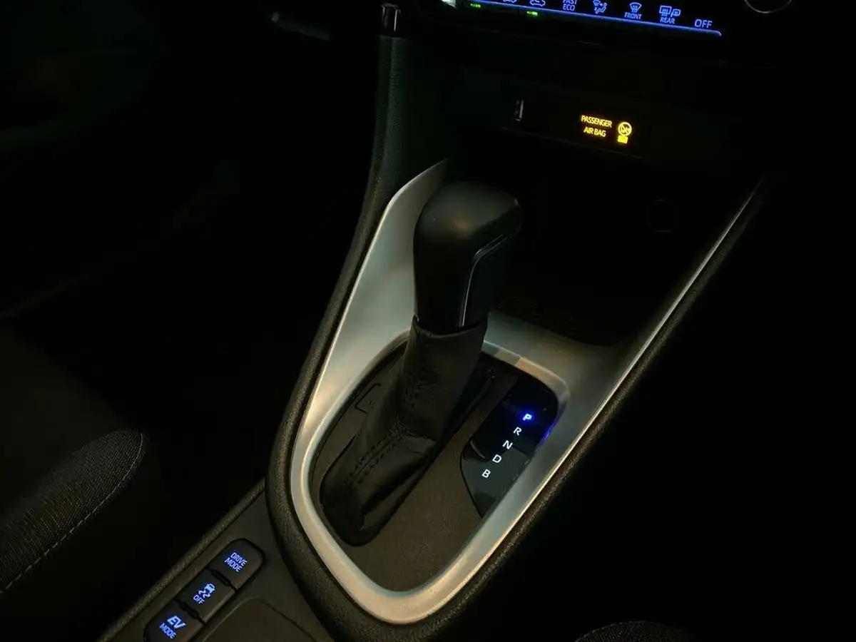 2023-toyota-yaris-15-vvt-i-design-big-20