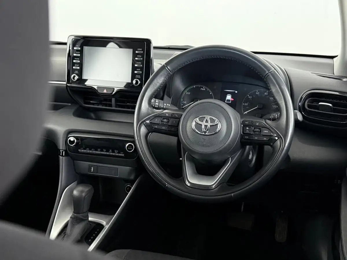 2022-toyota-yaris-15-vvt-i-icon-big-18