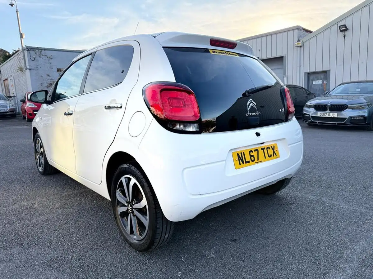 2017-citroen-c1-12-puretech-flair-5d-big-19