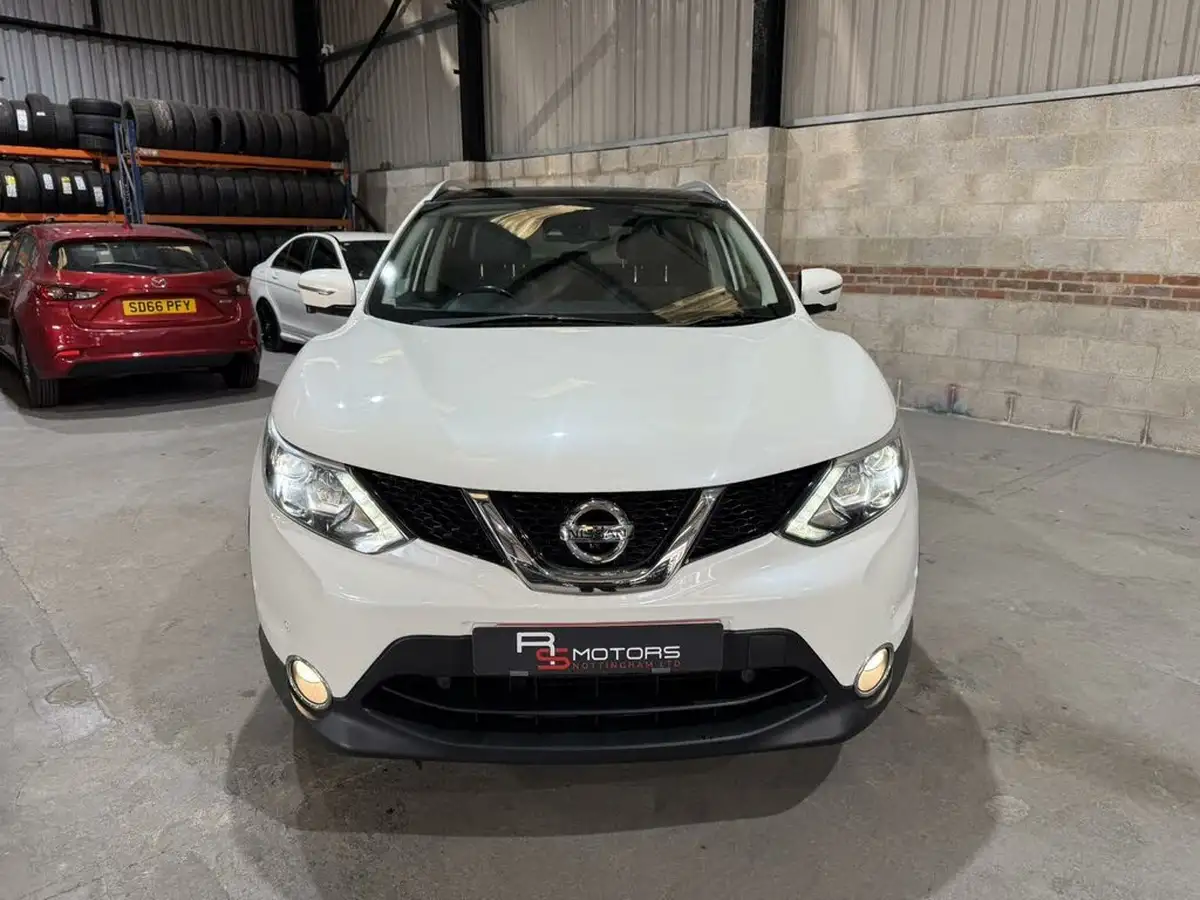 2017-nissan-qashqai-15dci-tekna-big-5