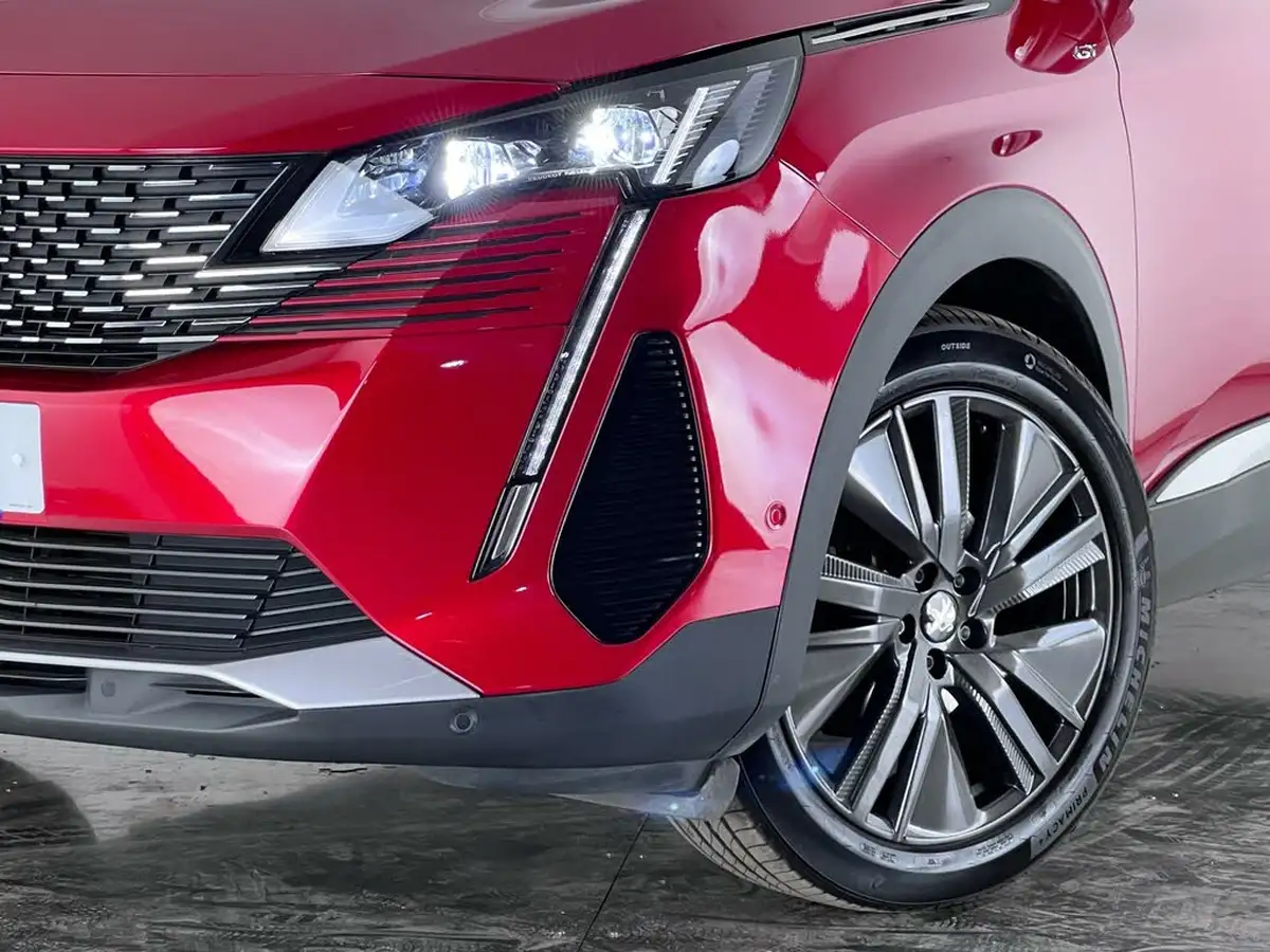 2022-peugeot-5008-suv-12-puretech-gt-premium-big-46