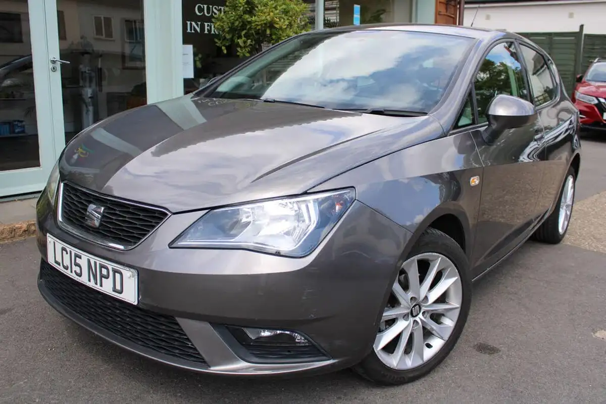 2015-seat-ibiza-14-toca-hatchback-5d-big-2