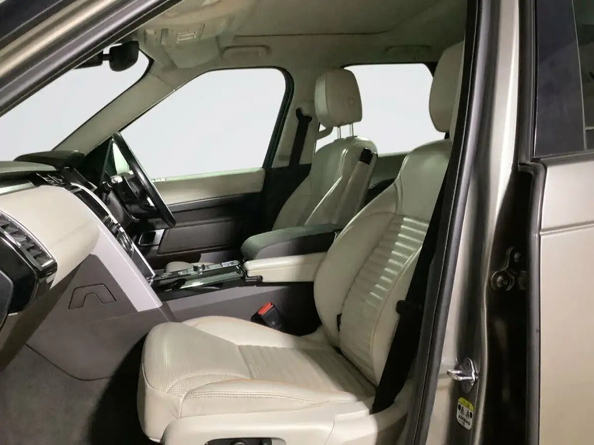 2018-land-rover-discovery-20sd4-hse-240ps-awd-station-wagon-5d-auto-big-13