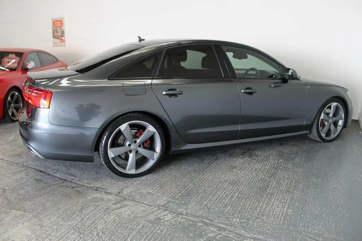 2013-audi-a6-saloon-30td-quattro-black-edition-245ps-c7-big-10