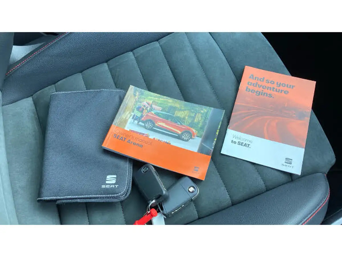 2019-seat-arona-10-tsi-fr-sport-big-18