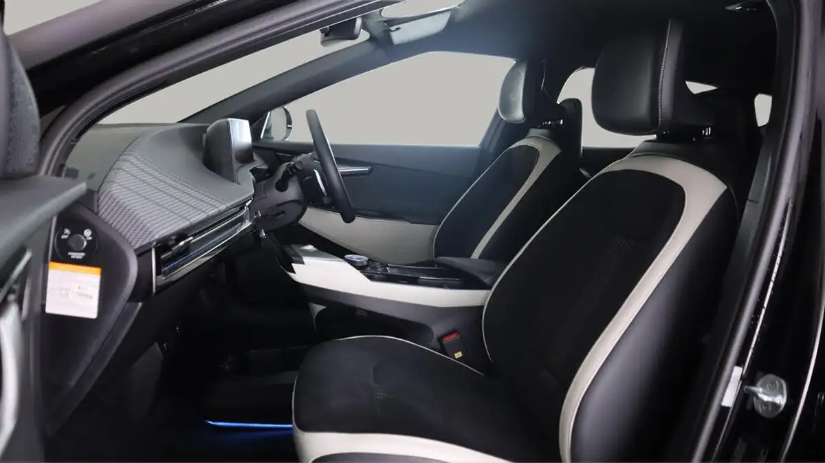 2023-kia-ev6-e-gt-line-225bhp-big-13