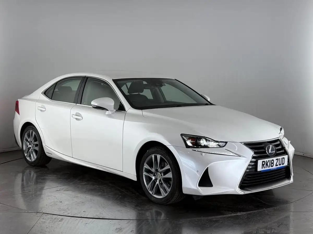 2018-lexus-is-300h-25-advance-lexus-navigation-big-0