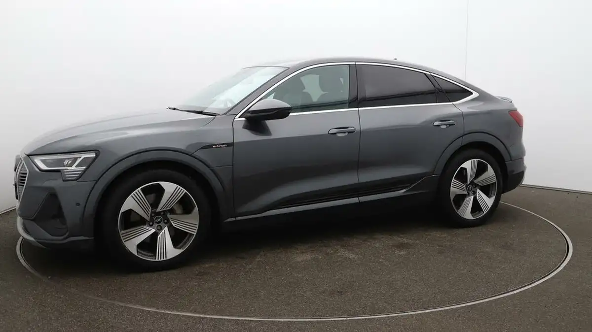 2021-audi-e-tron-55e-s-line-sportback-big-69