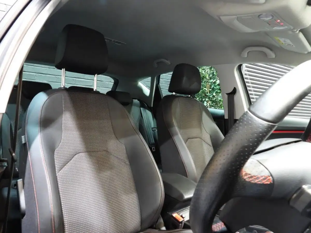 2018-seat-leon-18-tsi-fr-technology-hatchback-5d-big-23