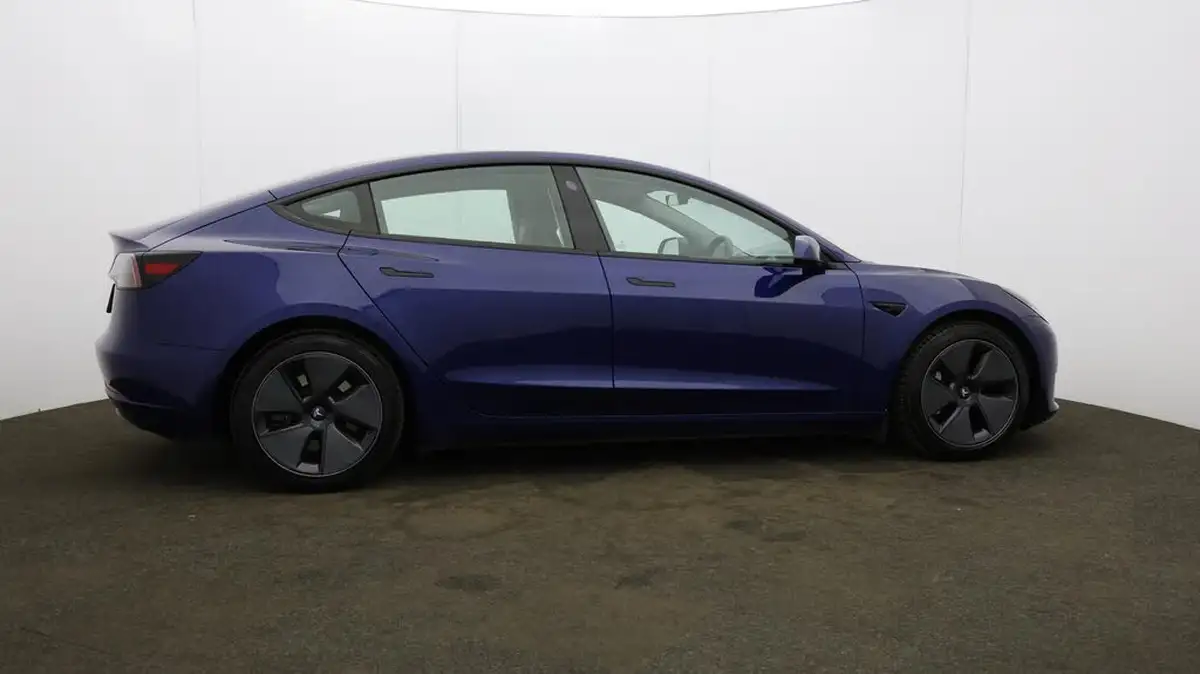 2021-tesla-model-3-e-standard-plus-big-54