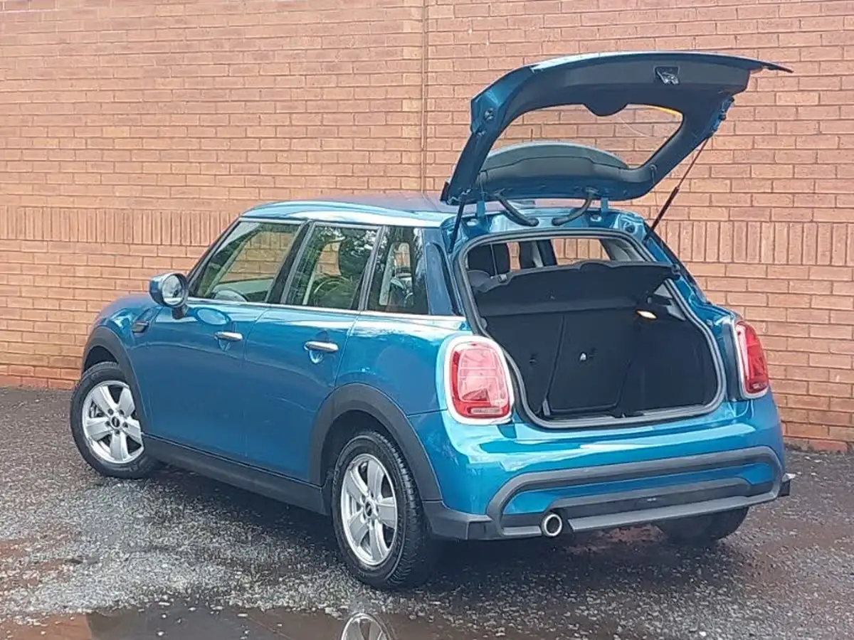 2022-mini-cooper-15-cooper-classic-hatchback-5d-big-16
