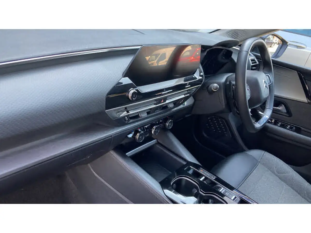 2023-citroen-c5-x-12-puretech-sense-plus-big-9