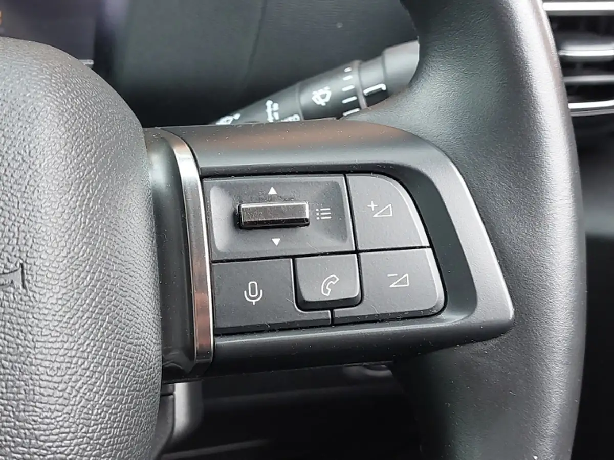 2022-citroen-c4-12-puretech-c-series-edition-big-9