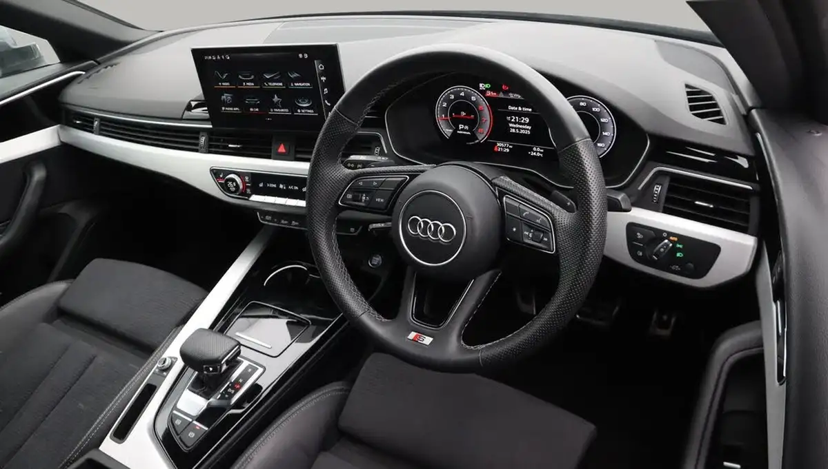 2022-audi-a4-20-35-tfsi-s-line-tronic-big-9