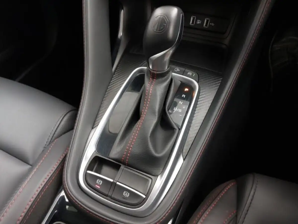 2024-mg-zs-suv-10t-gdi-exclusive-auto-big-11
