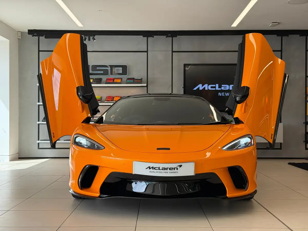 2025-mclaren-gt-40-big-30