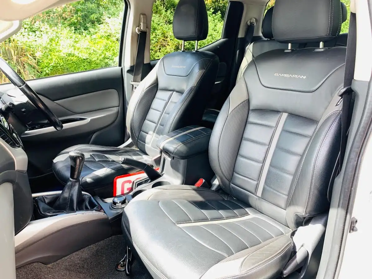 2019-mitsubishi-l200-24di-d-barbarian-eu6-big-45