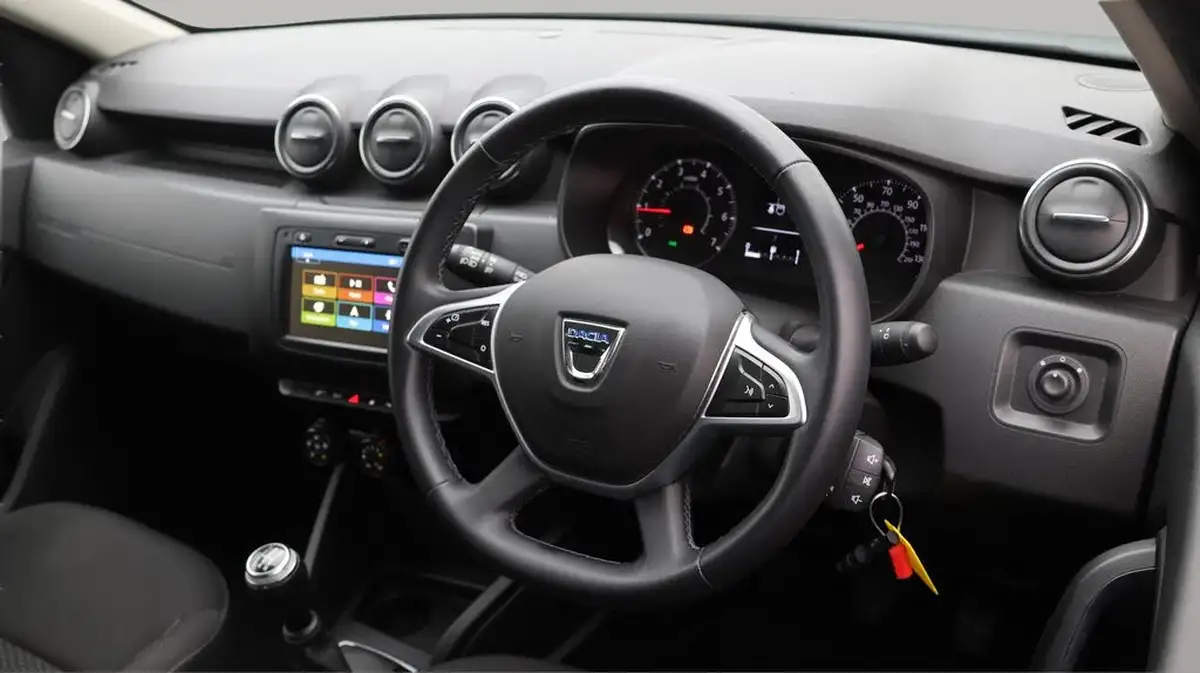 2020-dacia-duster-10-tce-comfort-100bhp-ss-big-9