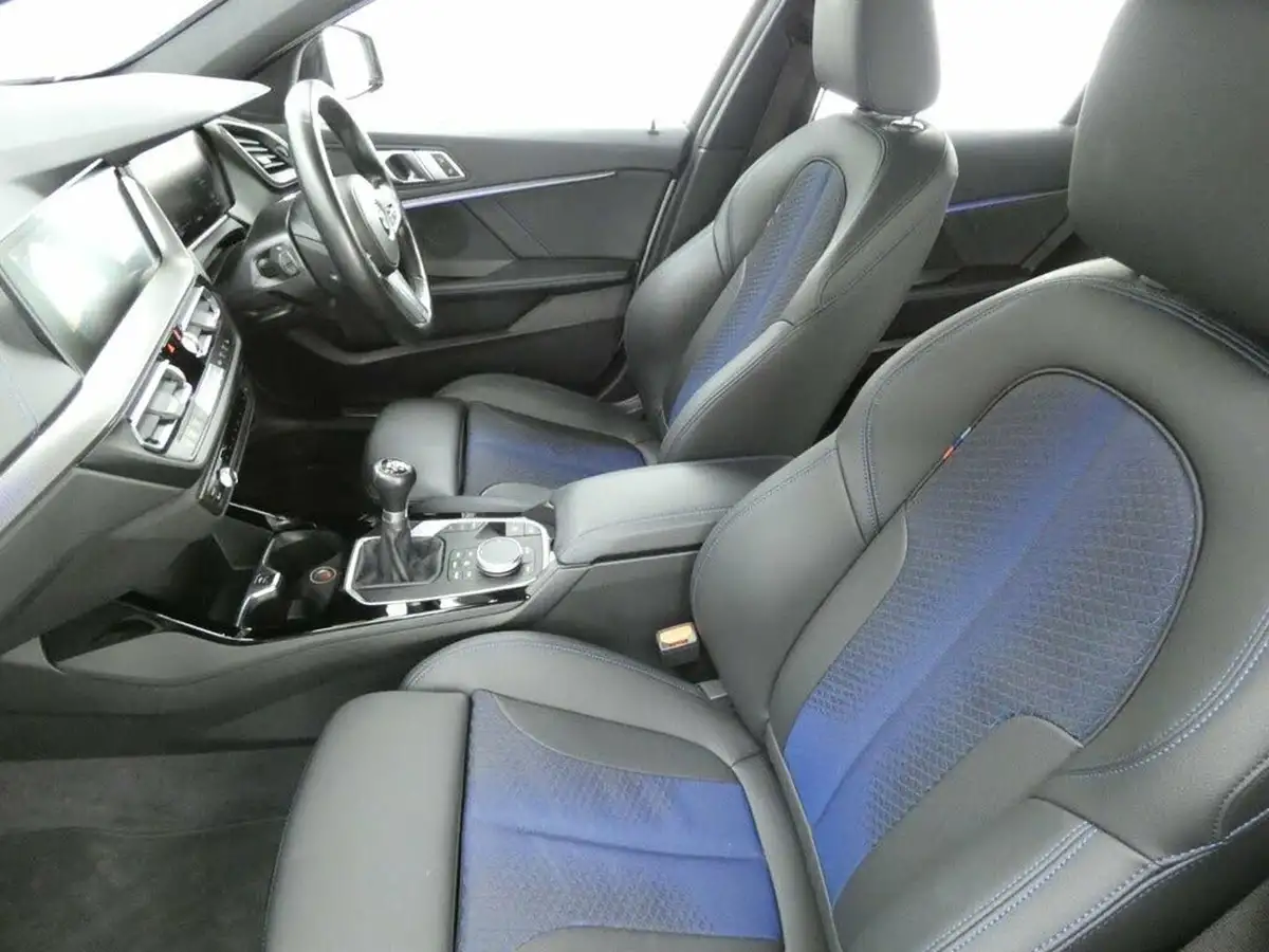 2022-bmw-1-series-15-118i-m-sport-lcp-big-25