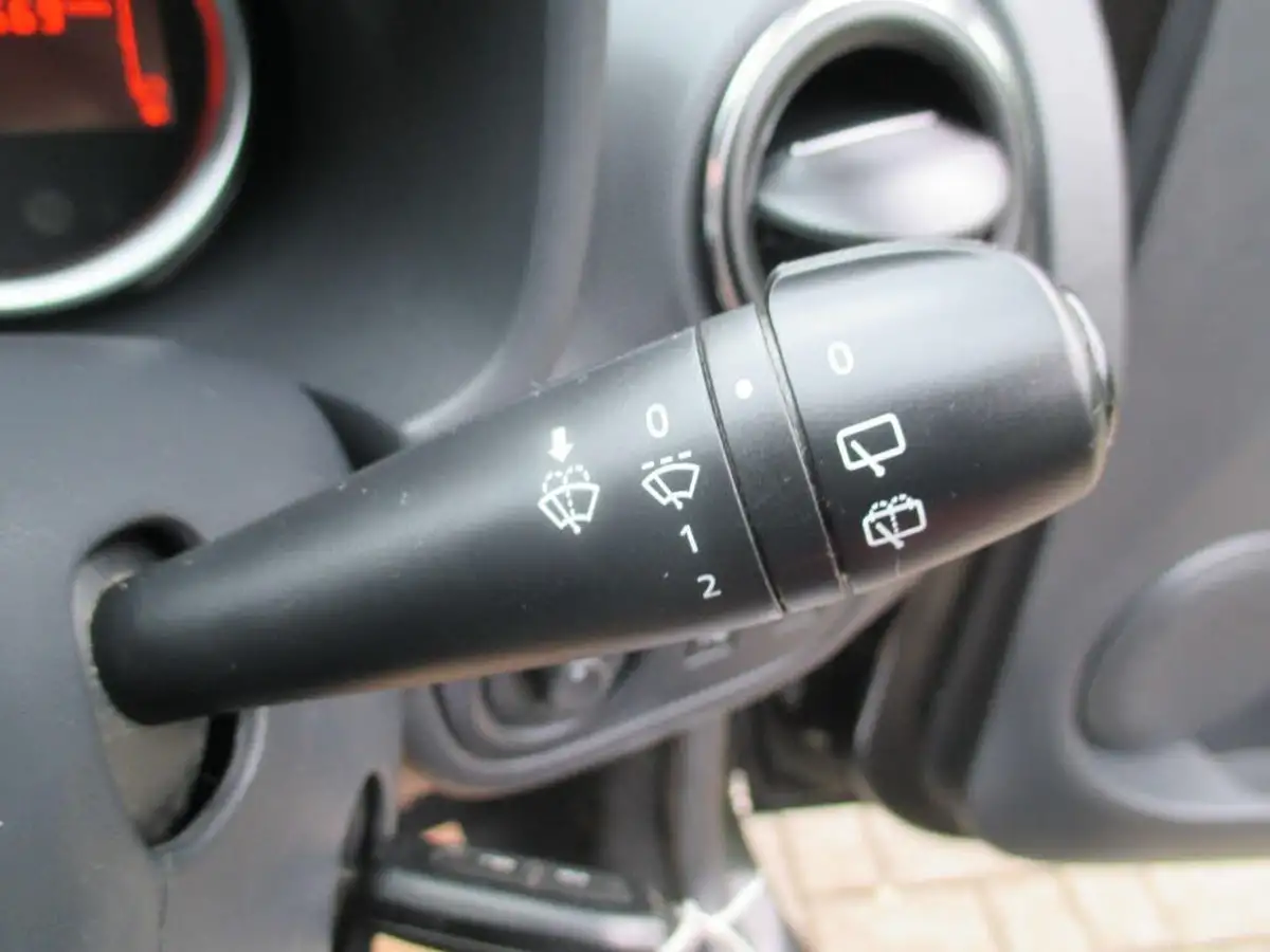 2019-dacia-sandero-10-sce-comfort-big-27