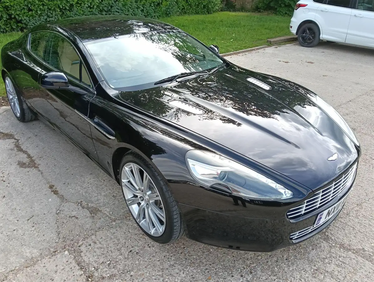 2011-aston-martin-rapide-s-v12-60-big-5