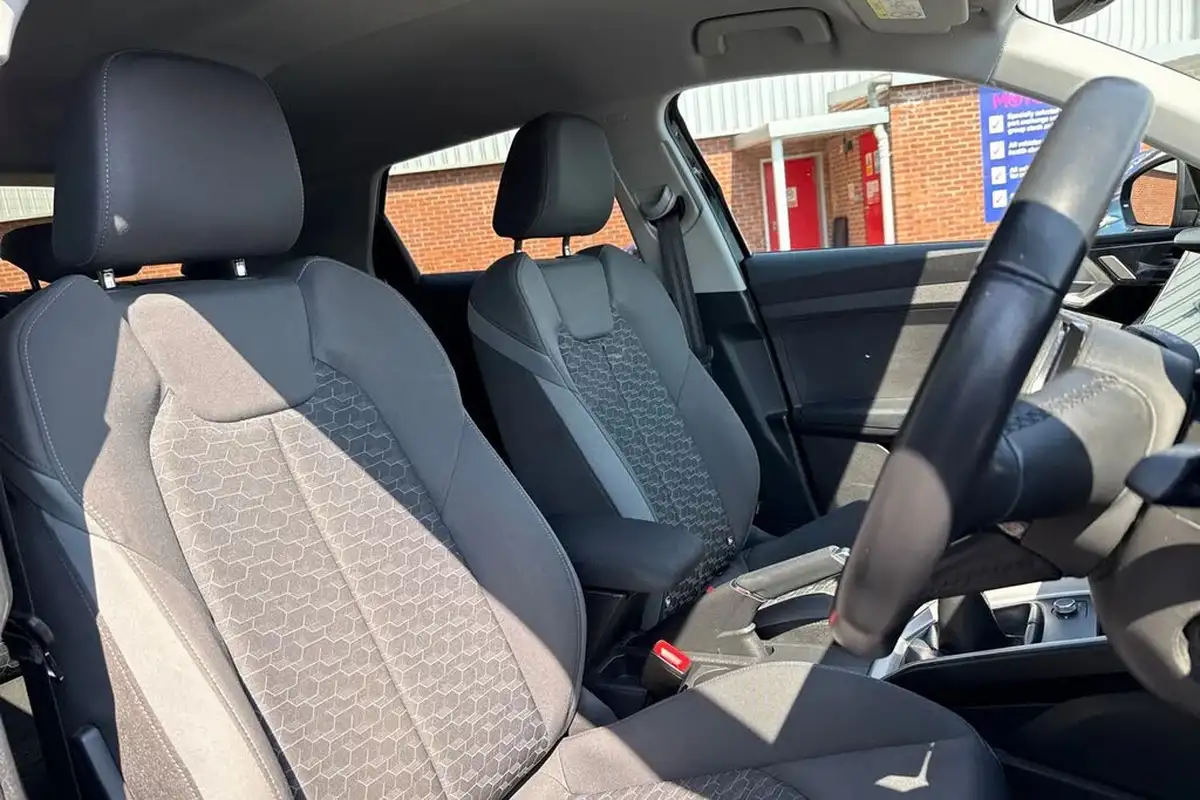 2022-audi-a1-10-30-tfsi-sport-big-23