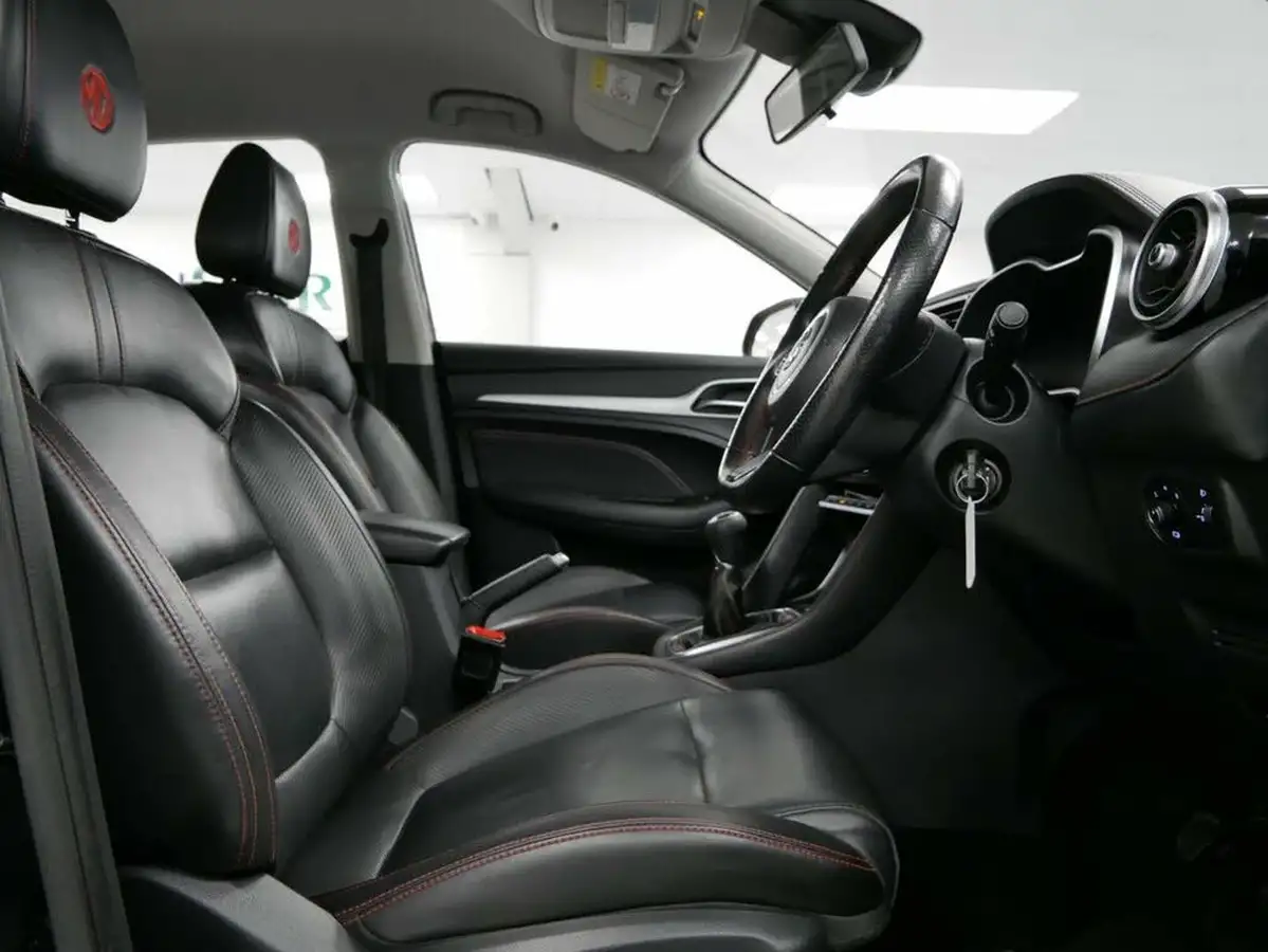 2021-mg-zs-suv-15-vti-tech-exclusive-big-33