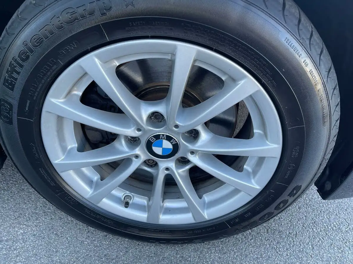 2018-bmw-3-series-20-330e-se-big-28