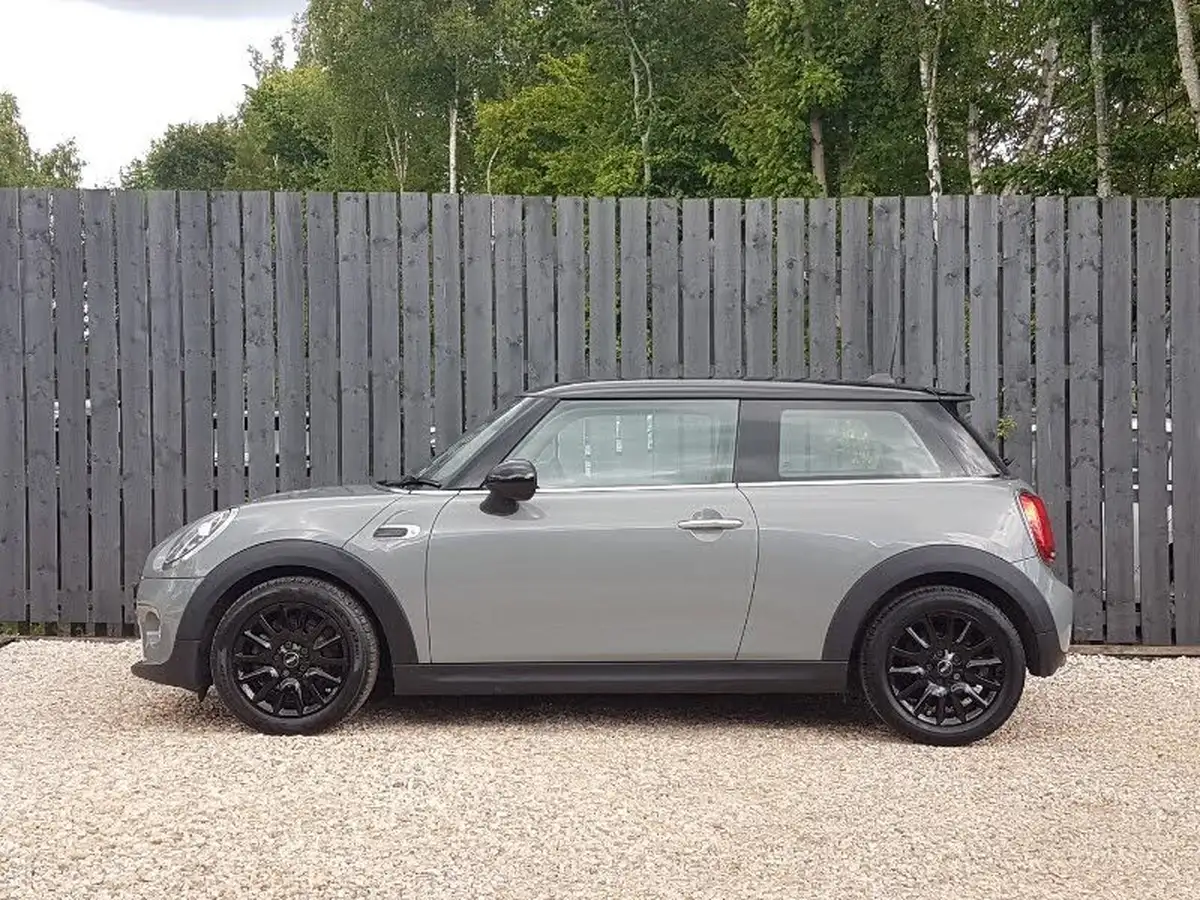 2019-mini-cooper-15-cooper-classic-hatchback-3d-big-3