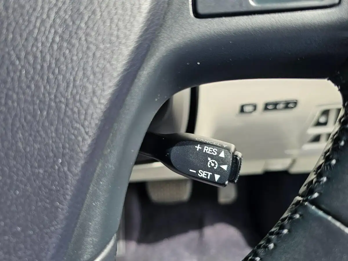 2011-lexus-rx-450h-35-se-i-4x4-big-44