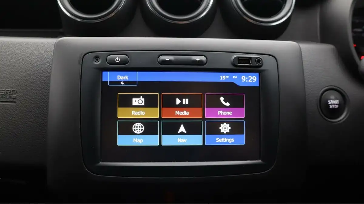 2021-dacia-duster-10-tce-prestige-100bhp-bi-fuel-big-11