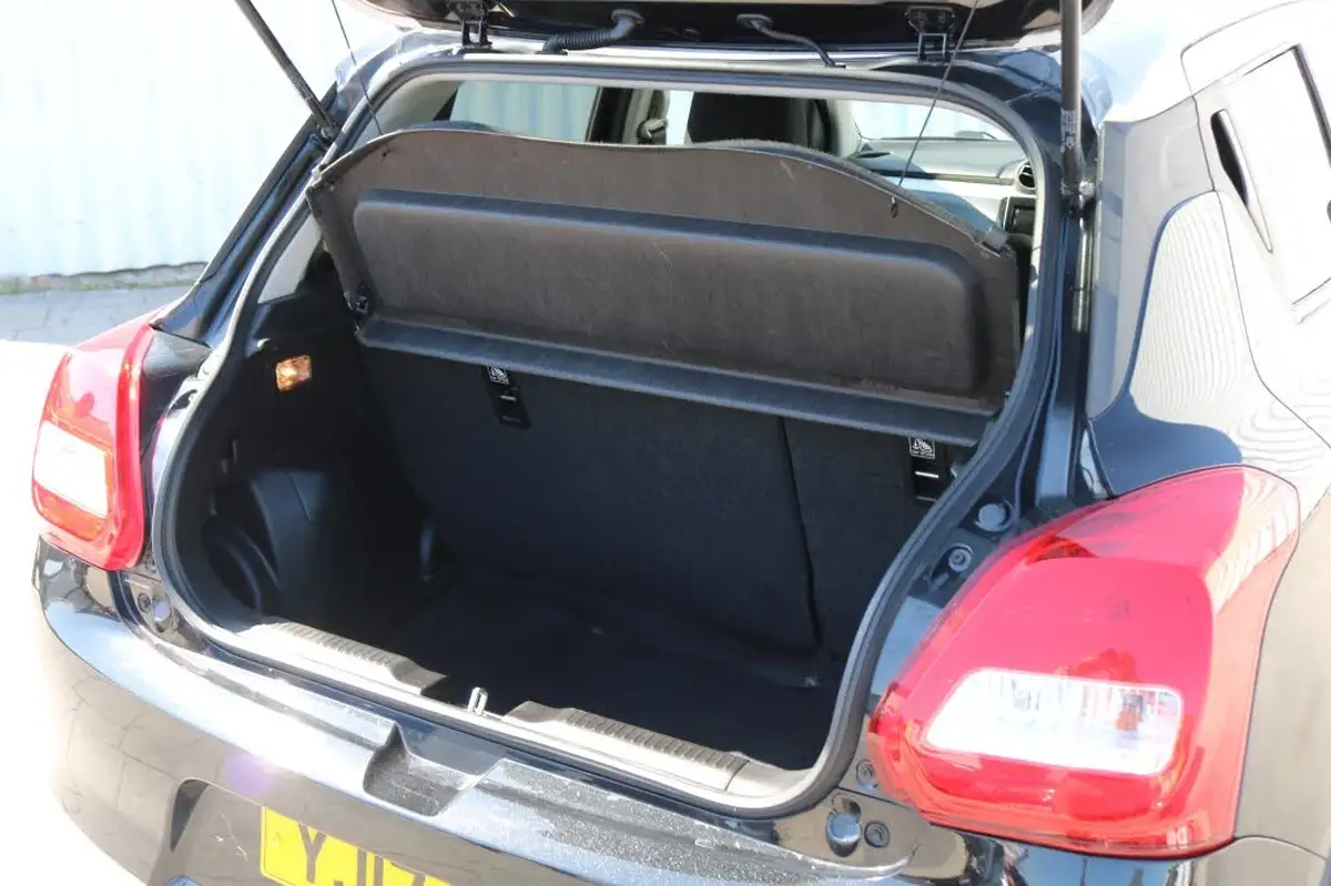 2017-suzuki-swift-10-boosterjet-sz-t-big-7