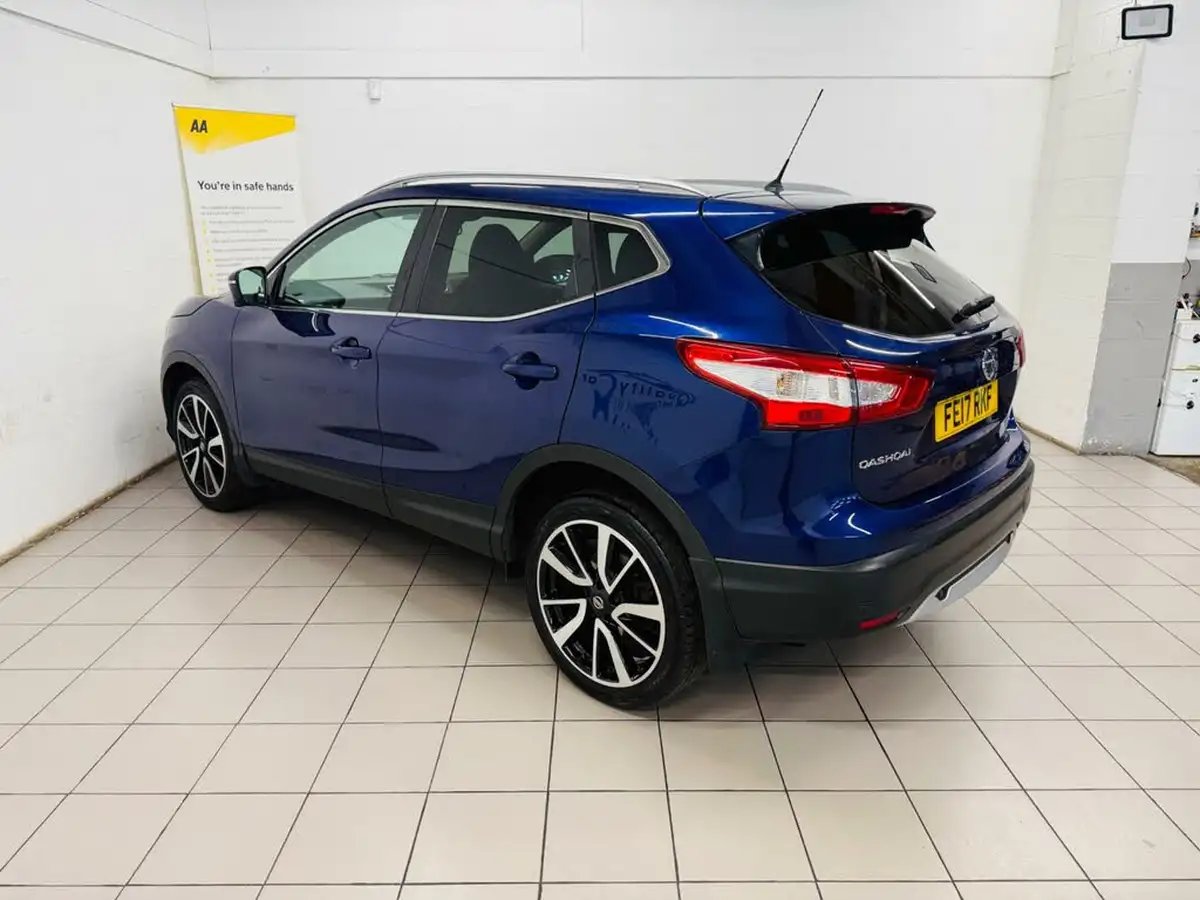 2017-nissan-qashqai-12-dig-t-tekna-big-38