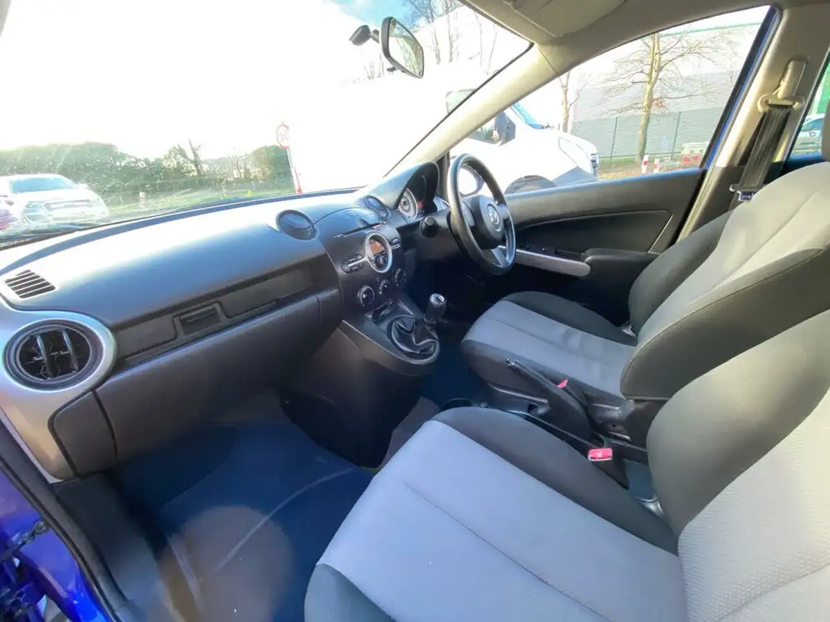 2007-mazda-mazda2-13-ts-big-11