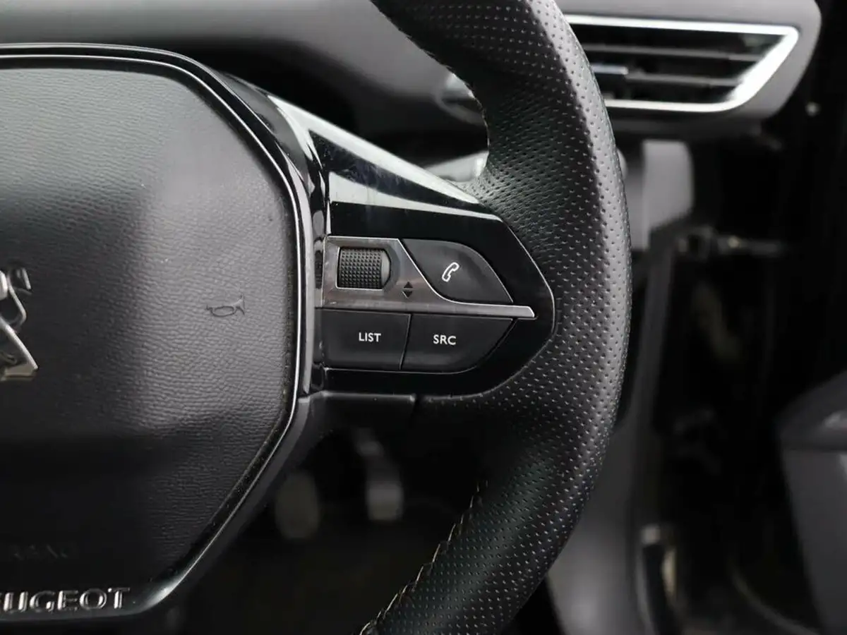 2020-peugeot-3008-suv-12-puretech-gt-line-premium-big-34