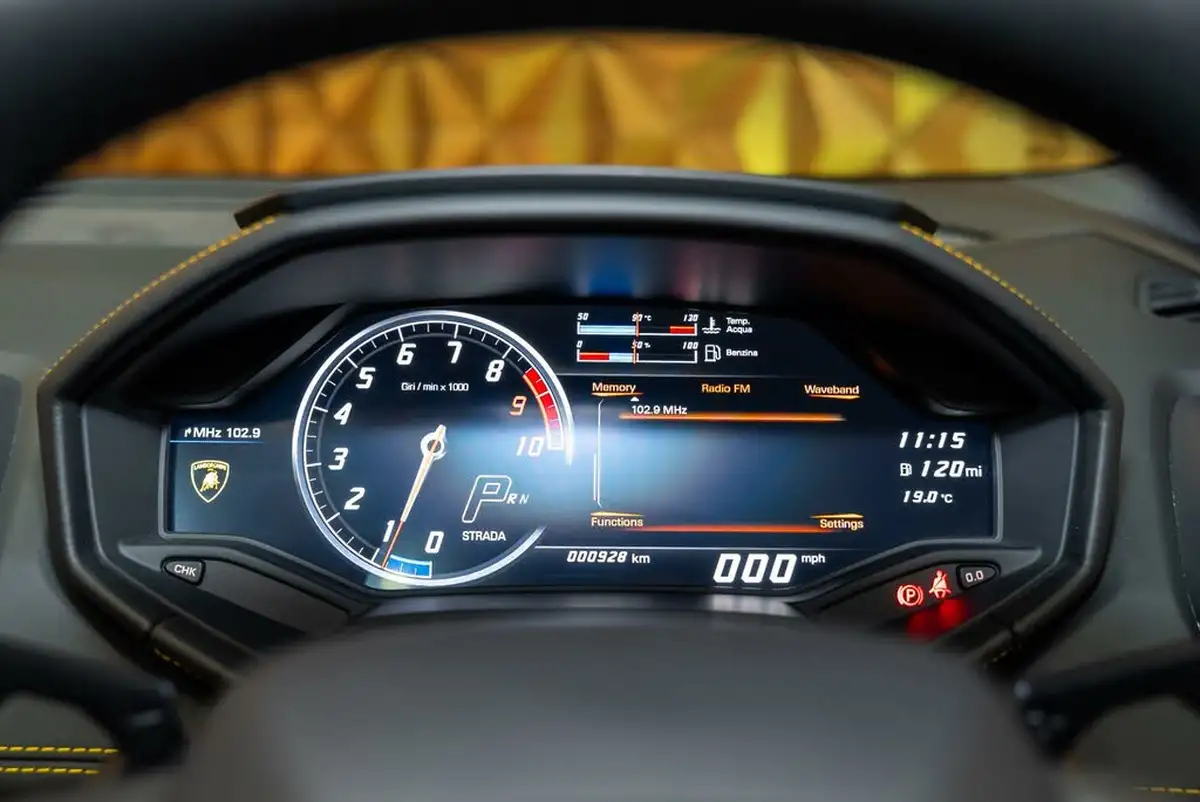 2017-lamborghini-huracan-52-lp-580-2-big-22