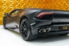 2017-lamborghini-huracan-52-lp-580-2-small-33