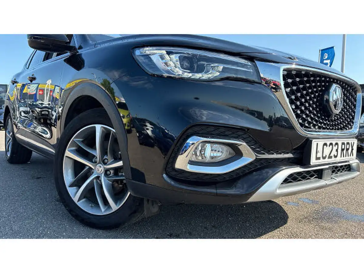 2023-mg-hs-15t-gdi-exclusive-162ps-dct-big-37