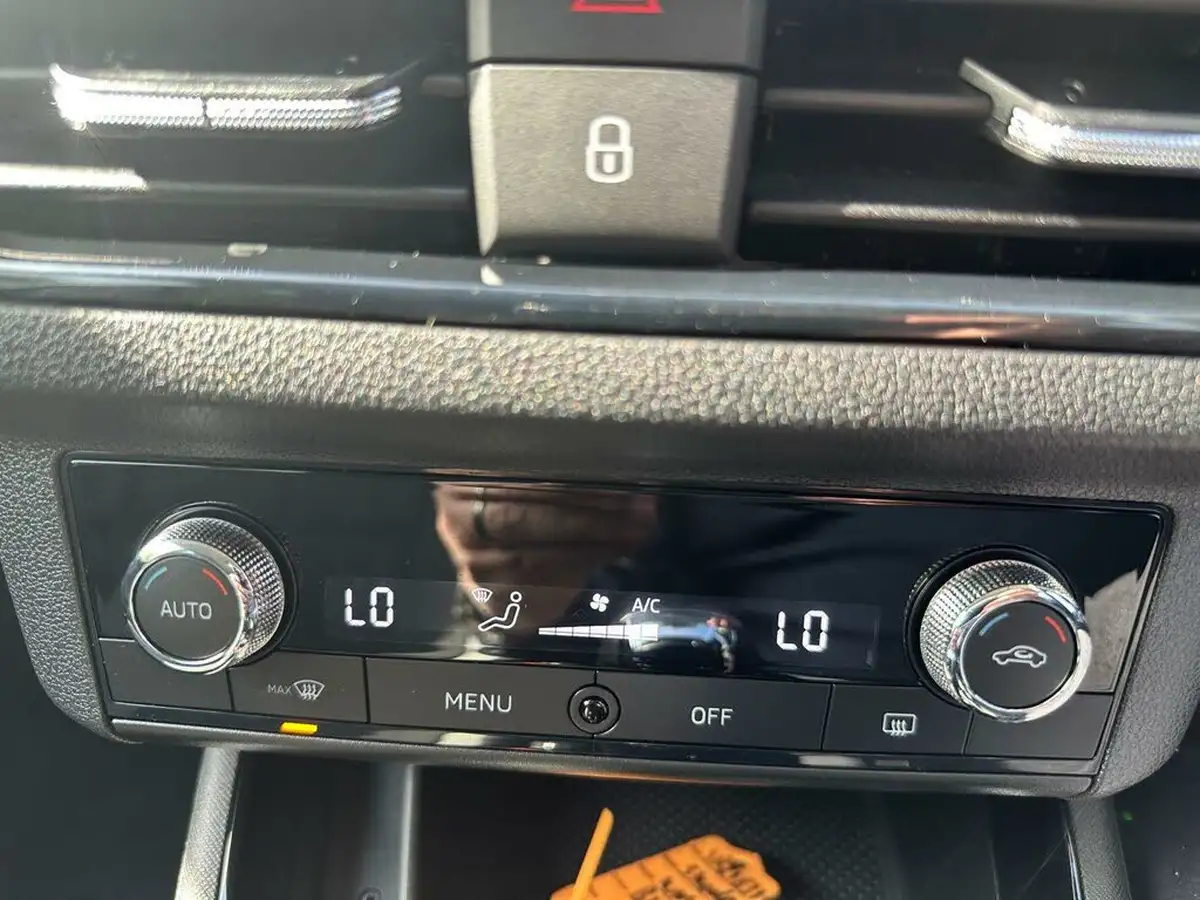 2021-skoda-kamiq-15-tsi-se-l-hatchback-dsg-big-22