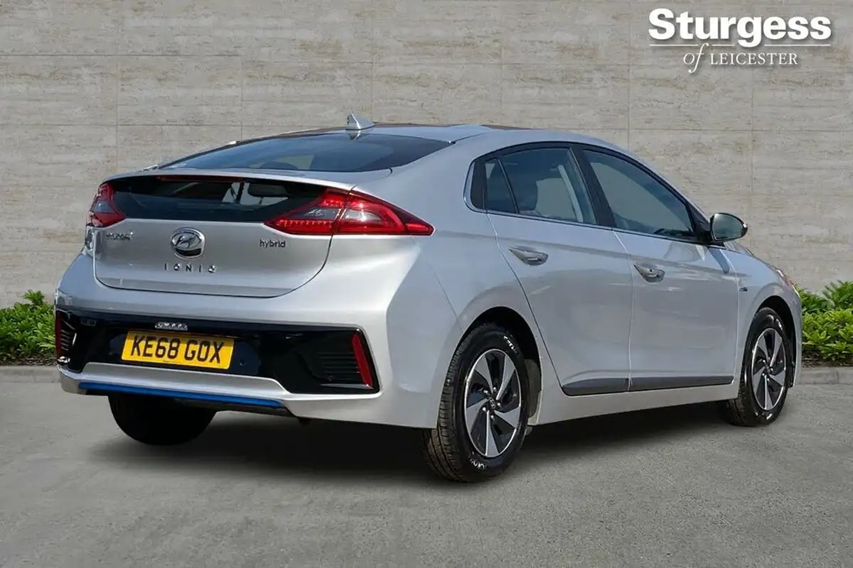 2019-hyundai-ioniq-16-gdi-premium-hybrid-big-4